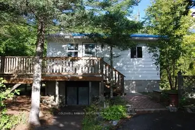 115 Hollie Drive, Lanark Highlands, On K0g 1m0