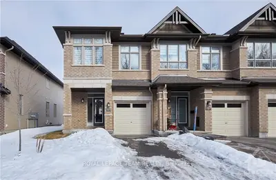 599 ROWERS Way, Blossom Park - Airport and Area, ON K1X 0C5