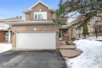 83 KIMBERWICK Crescent, Hunt Club - Windsor Park Village and Area, ON K1V 0W7