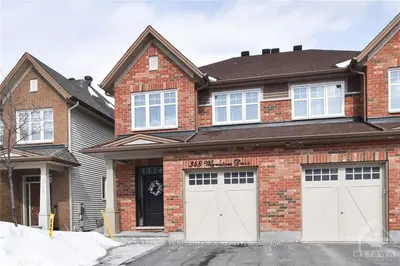 348 Warmstone Drive, Stittsville - Munster - Richmond, On K2s 1b9