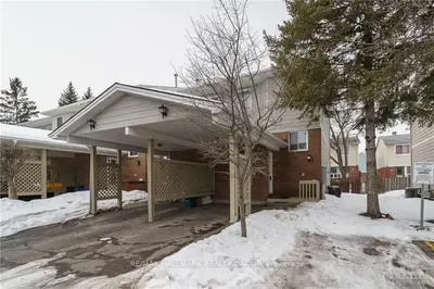 12 STAMFORD, Hunt Club - South Keys and Area, ON K1T 3J1