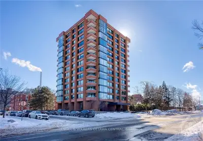 40 Boteler Street 1001, Lower Town - Sandy Hill, On K1n 9c8