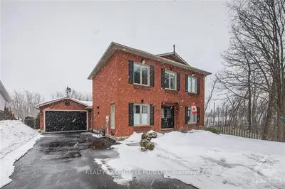 270 MONTEE OUTAOUAIS Road, Clarence-Rockland, ON K4K 1G2