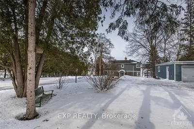3064 BARLOW Crescent, Constance Bay - Dunrobin - Kilmaurs - Woodlawn, ON K0A 1T0