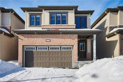 879 STALLION Crescent, Stittsville - Munster - Richmond, ON K2S 0Y8