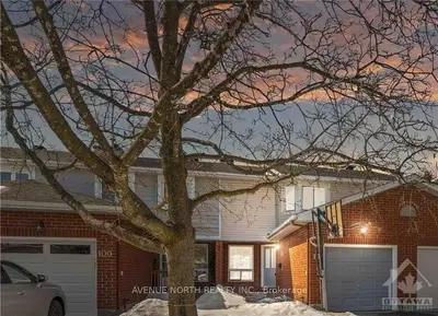 102 NEWPORT Crescent, Hunt Club - South Keys and Area, ON K1T 3M4