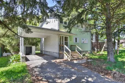 71 OAKRIDGE Boulevard, Meadowlands - Crestview and Area, ON K2G 2T7