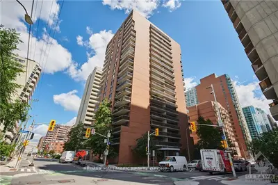 475 Laurier Avenue W 1604, Ottawa Centre, On K1r 7x1