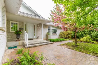 1948 NORWAY Crescent, Alta Vista and Area, ON K1H 5N7