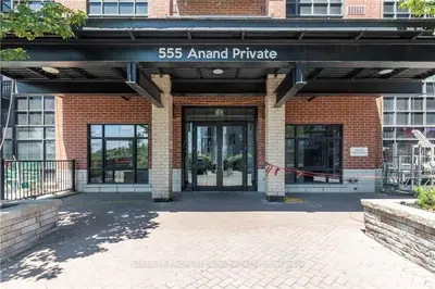 555 Anand 902, Billings Bridge - Riverside Park And Area, On K1v 2r7