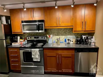 2226 Page Road B, Orleans - Convent Glen And Area, On K1c 7k5