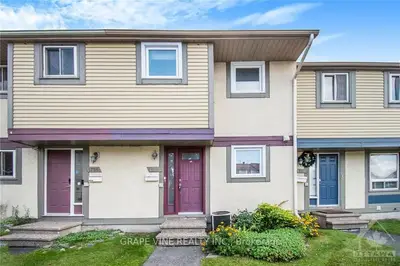 1784 Stonehenge Crescent, Cyrville - Carson Grove - Pineview, On K1b 4z9