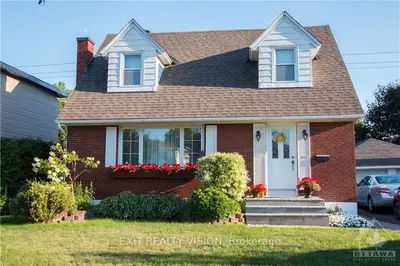 810 SMYTH Road, Elmvale Acres and Area, ON K1G 0N7