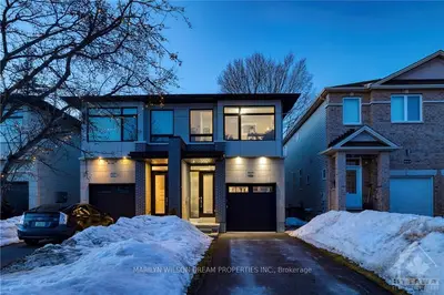 215A SWITZER Avenue, Westboro - Hampton Park, ON K1Z 7H8