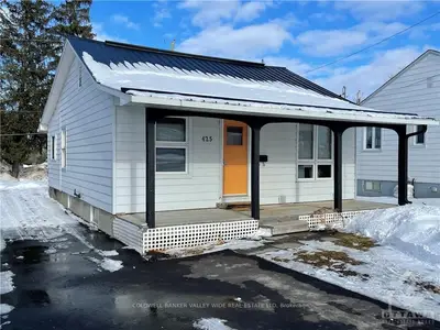 425 NEW Street, Renfrew, ON K7V 1G7
