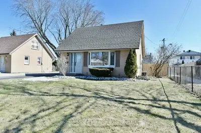 61 SALISBURY Avenue, Brockville, ON K6V 2T6