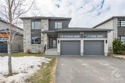 320 ST TROPEZ Street, Russell, ON K0A 1W0