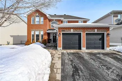 1949 CAPRIHANI Way, Orleans - Cumberland and Area, ON K4A 4R6