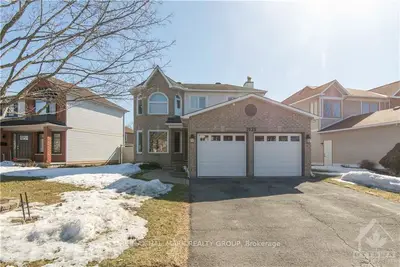 1628 BLOHM Drive, Hunt Club - South Keys and Area, ON K1G 5P3