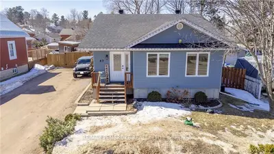 47 DORAN Street, Petawawa, ON K8H 1R1