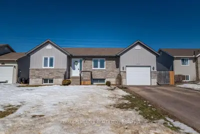 1044 RIVERSTONE Trail, Petawawa, ON K8H 0B3