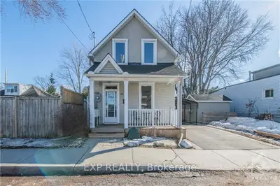 42 WASHINGTON Avenue, Vanier and Kingsview Park, ON K1L 6S8