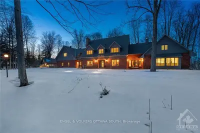 1545 KINSELLA Drive, Orleans - Cumberland and Area, ON K4C 1A9