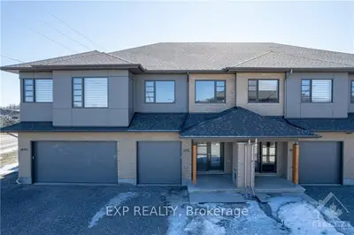 902 Chipping Circle, Blossom Park - Airport And Area, On K4m 0e7