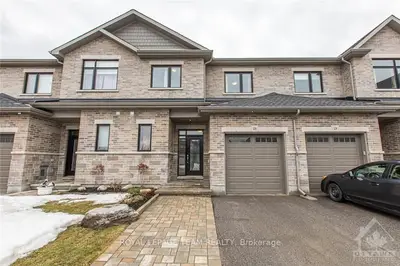 526 BULAT Court, Stittsville - Munster - Richmond, ON K2S 0X6