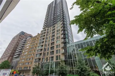 40 NEPEAN Street 2105, Ottawa Centre, ON K2P 0X5
