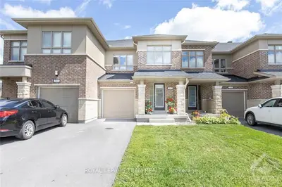 303 LIPIZZANER Street, Stittsville - Munster - Richmond, ON K2S 1T9