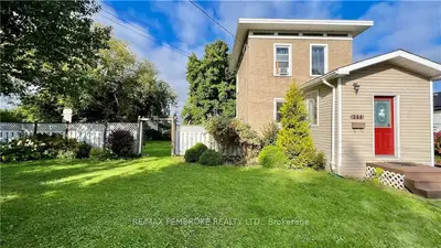 544 MACKAY Street, Pembroke, ON K8A 1E6