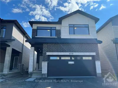 1039 Hydrangea Avenue, Blossom Park - Airport And Area, On K4m 1b2