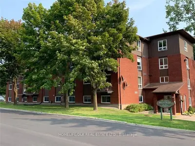 14 CHARLOTTE PLACE Place 11, Brockville, ON K6V 6T2