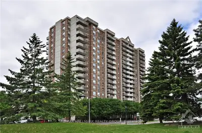 200 LAFONTAINE Street 807, Vanier and Kingsview Park, ON K1L 8K8