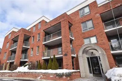 939 NORTH RIVER Road 302, Overbrook - Castleheights and Area, ON K1K 3V2