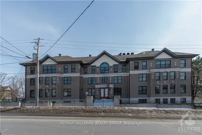 235 KING Street 304, Brockville, ON K6V 1C8