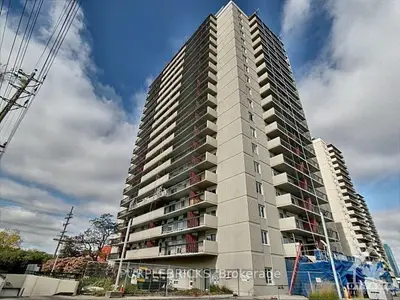158C MCARTHUR Avenue 104, Vanier and Kingsview Park, ON K1L 8E7