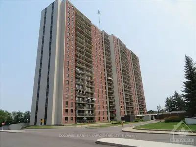 665 BATHGATE Drive 406, Overbrook - Castleheights and Area, ON K1K 3Y4
