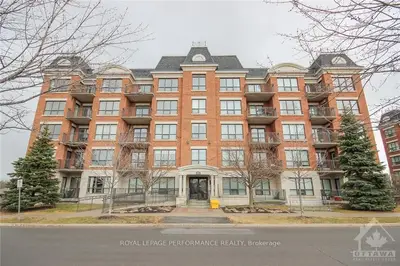 905 BEAUPARC 419, Cyrville - Carson Grove - Pineview, ON K1J 0A1