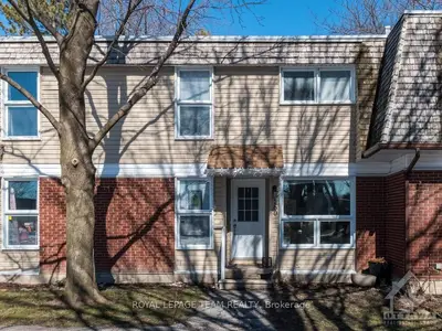 160 RUTHERFORD Court 4, Kanata, ON K1K 1N6