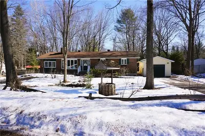 126 ACORN Crescent, Constance Bay - Dunrobin - Kilmaurs - Woodlawn, ON K0A 3M0