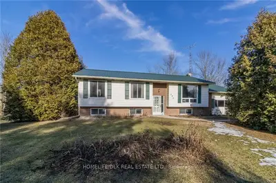 295 COUNTY RD 5 Road, Front of Yonge, ON K0E 1R0