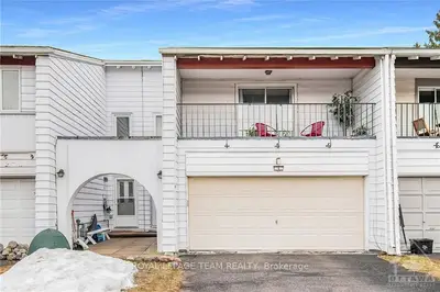 5 JANSEN Road, South of Baseline to Knoxdale, ON K2H 5W6