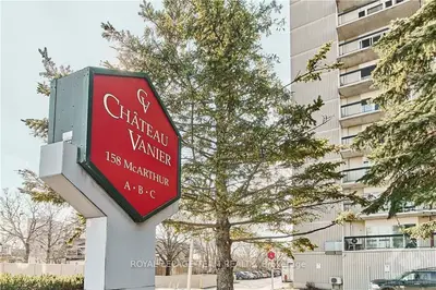 158B MCARTHUR Avenue 103, Vanier and Kingsview Park, ON K1L 8C9