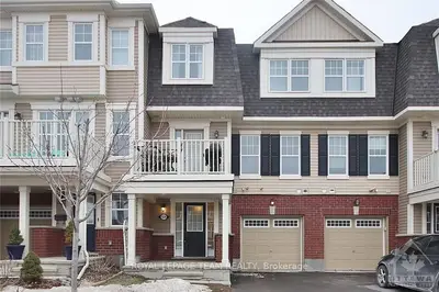 924 FAMEFLOWER Street, Barrhaven, ON K2J 6H4