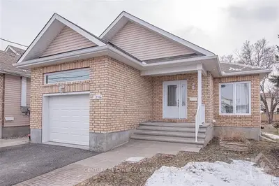 1776 Belcourt Boulevard, Orleans - Convent Glen and Area, ON K1C 1M5