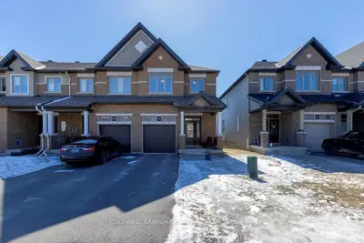 814 LOOSESTRIFE Way, Leitrim, ON K1T 0L8