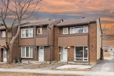 2111 MONTREAL Road 83, Beacon Hill North - South and Area, ON K1J 8M8