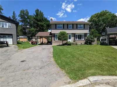 11 GUILDWOOD Crescent, Brockville, ON K6V 3C5